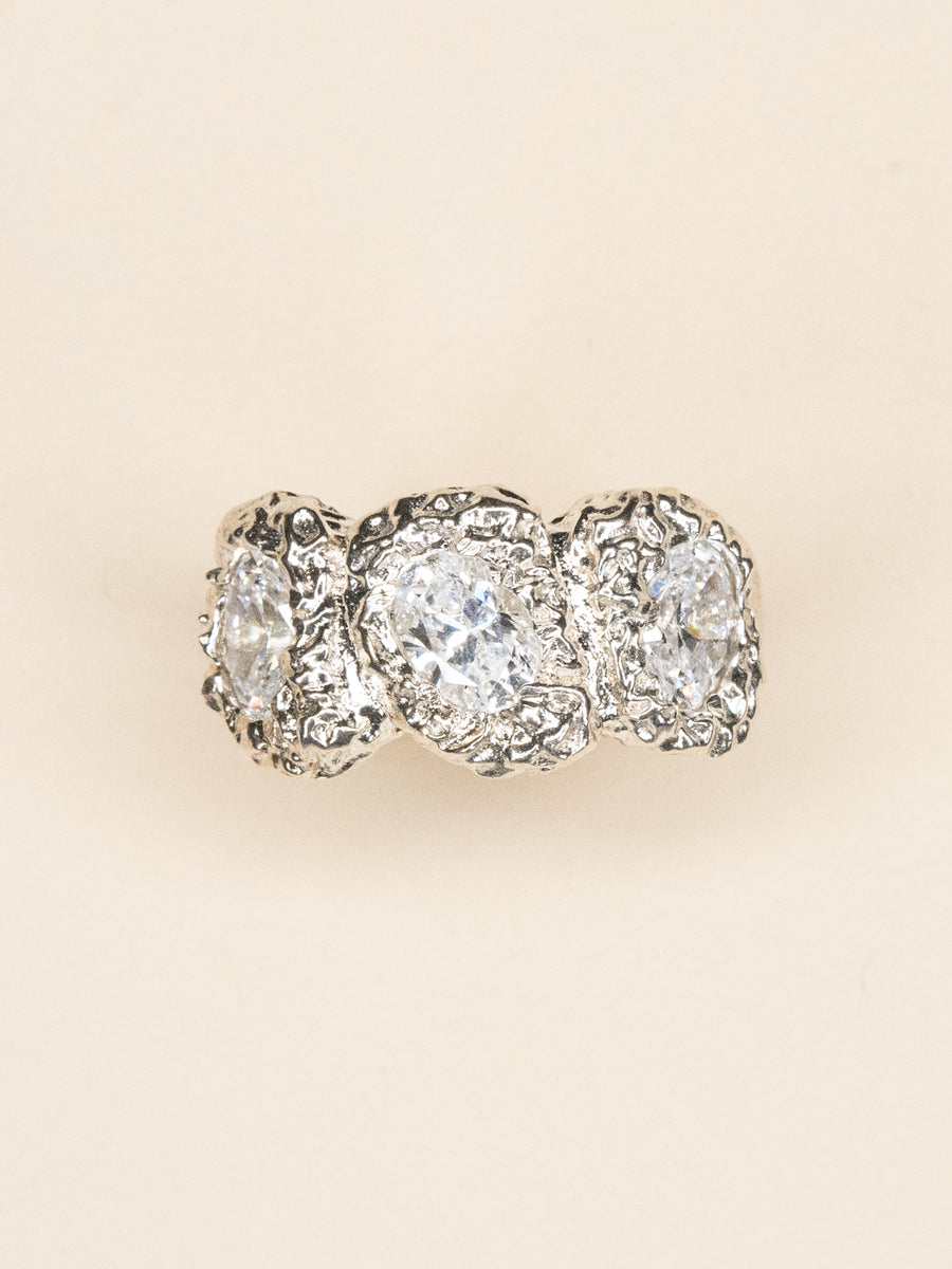 KIJANI, WHITE - SILVER RING